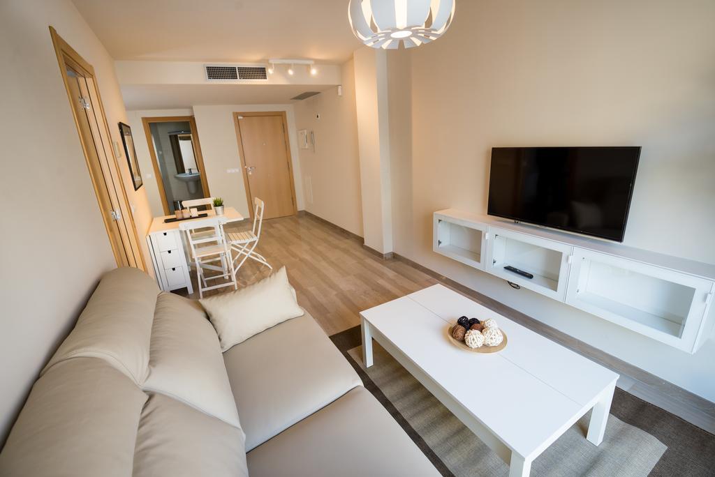 Apartaments Peronel.La Lleida Bagian luar foto